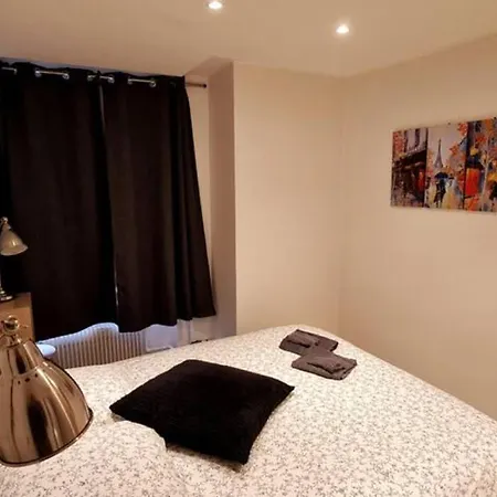 Cosy Et Fonctionnel, Quartier Très Sympa * Parigi